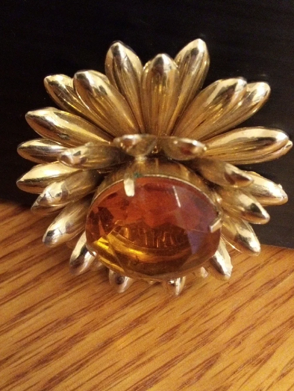 None elegant gold